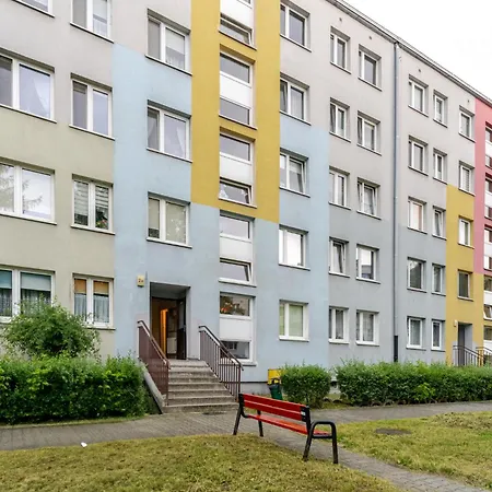 Апартаменты Przyszlosci Comfort By Bookinghost *